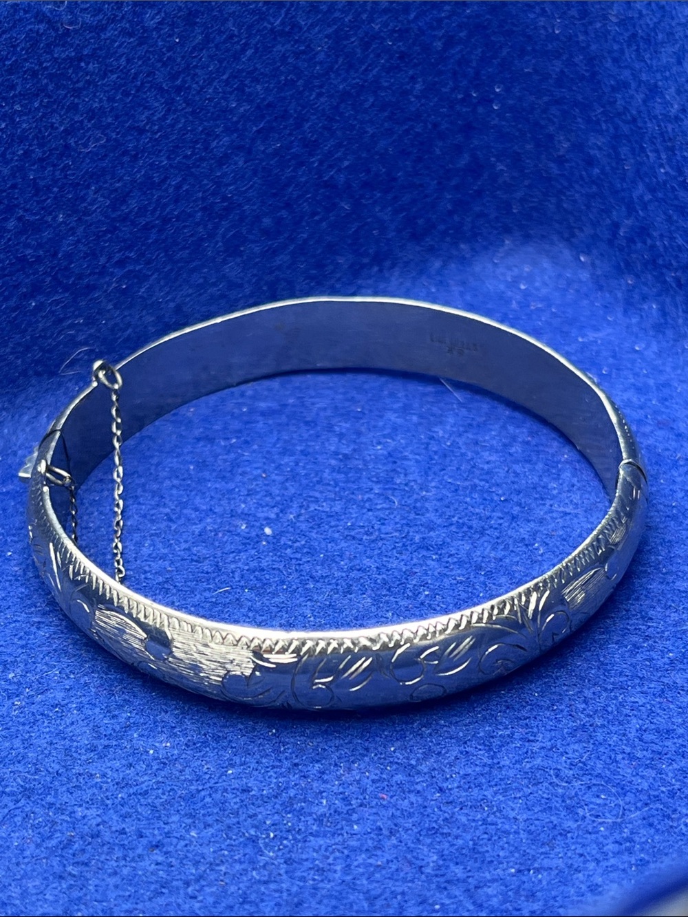 Vintage Sterling Silver Safety-Chain Bangle Bracelet Embossed Print
